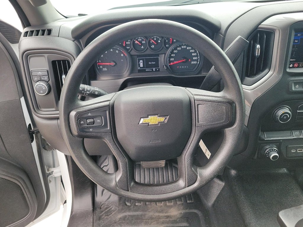 2021 Chevrolet Silverado 1500 Regular Cab 4x2 WT / Long Box in Brantford, Ontario - 11 - w1024h768px