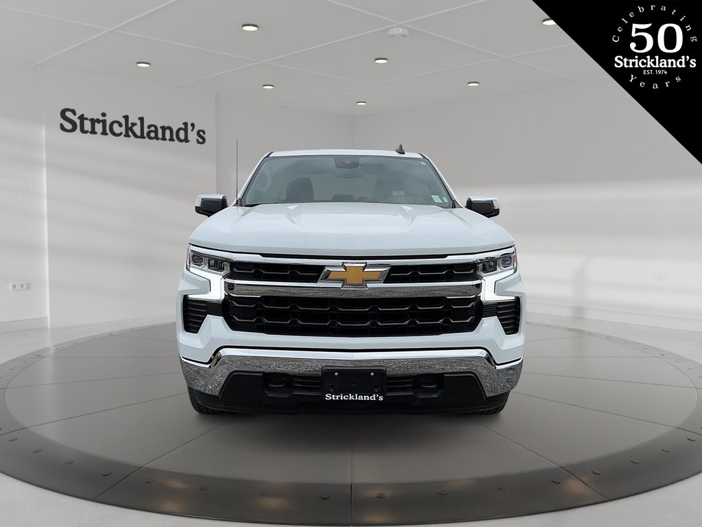 2022  Silverado 1500 Crew Cab 4x4 LT / Short Box in Brantford, Ontario - 2 - w1024h768px