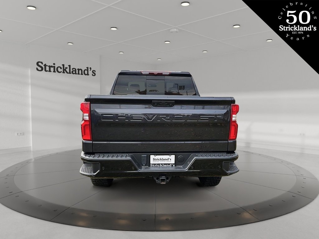 2022  Silverado 1500 Crew Cab 4x4 ZR2 / Short Box in Stratford, Ontario - 3 - w1024h768px