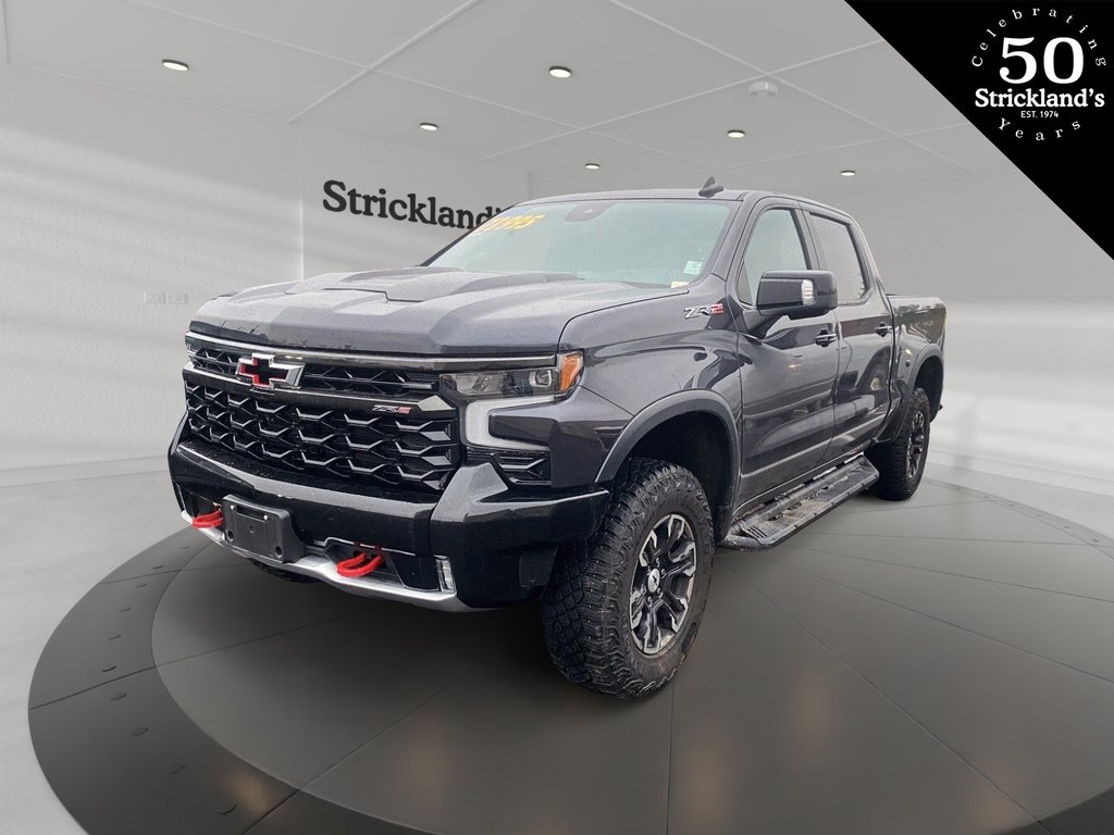 2022  Silverado 1500 Crew Cab 4x4 ZR2 / Short Box in Brantford, Ontario - 1 - w1024h768px