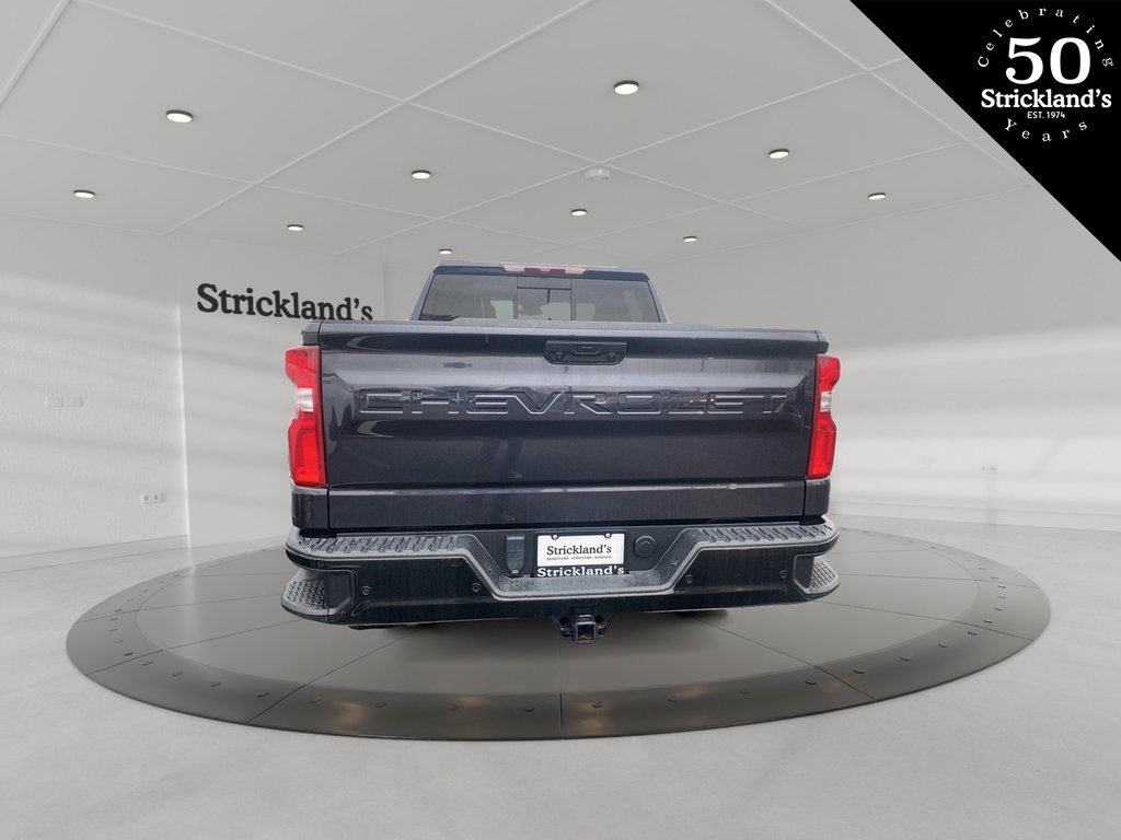 2022  Silverado 1500 Crew Cab 4x4 ZR2 / Short Box in Brantford, Ontario - 3 - w1024h768px