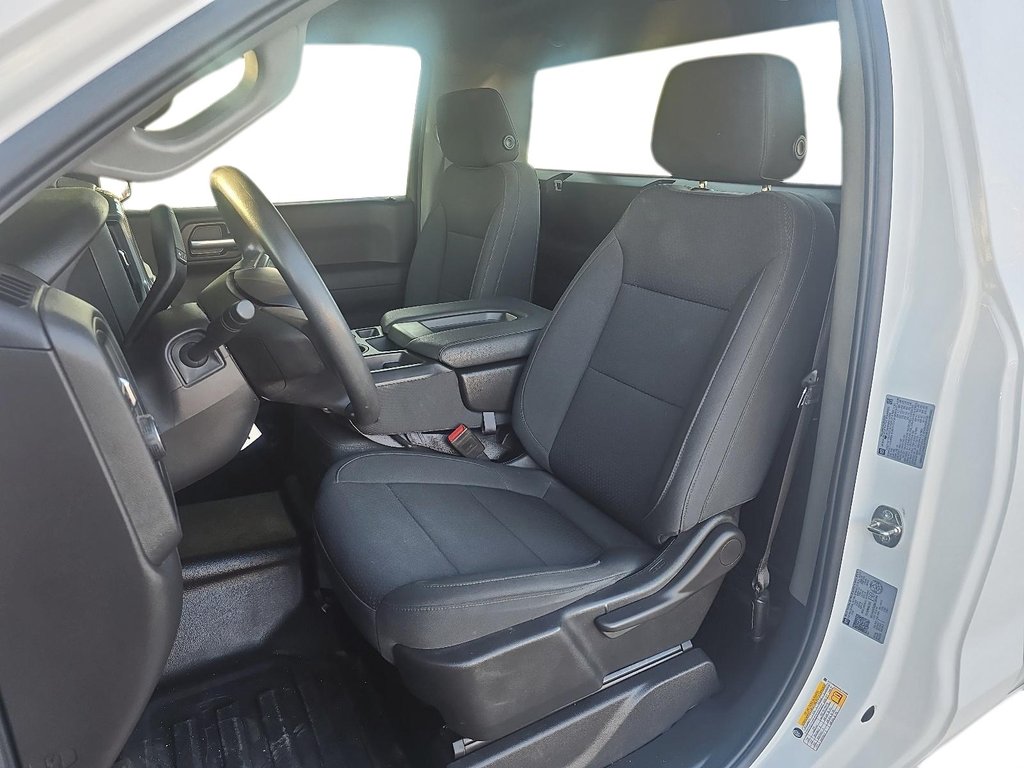 2022 Chevrolet Silverado 1500 Ltd Regular Cab 4x2 WT / Long Box in Brantford, Ontario - 7 - w1024h768px