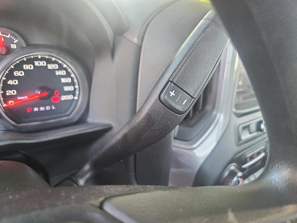 2022 Chevrolet Silverado 1500 Ltd Regular Cab 4x2 WT / Long Box in Brantford, Ontario - 13 - w1024h768px