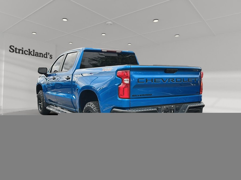 2022 Chevrolet Silverado 1500 Crew Cab 4x4 LT Trail Boss / Short Box in Brantford, Ontario - 4 - w1024h768px