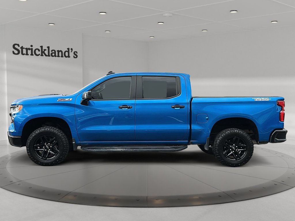 2022 Chevrolet Silverado 1500 Crew Cab 4x4 LT Trail Boss / Short Box in Brantford, Ontario - 5 - w1024h768px