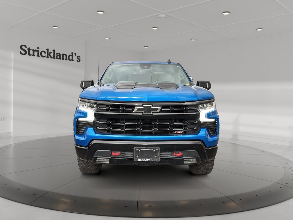2022 Chevrolet Silverado 1500 Crew Cab 4x4 LT Trail Boss / Short Box in Brantford, Ontario - 2 - w1024h768px