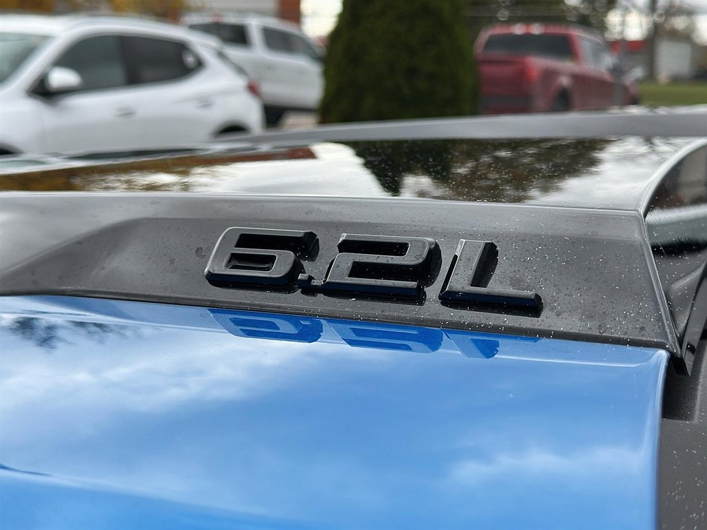 2022 Chevrolet Silverado 1500 Crew Cab 4x4 LT Trail Boss / Short Box in Brantford, Ontario - 6 - w1024h768px