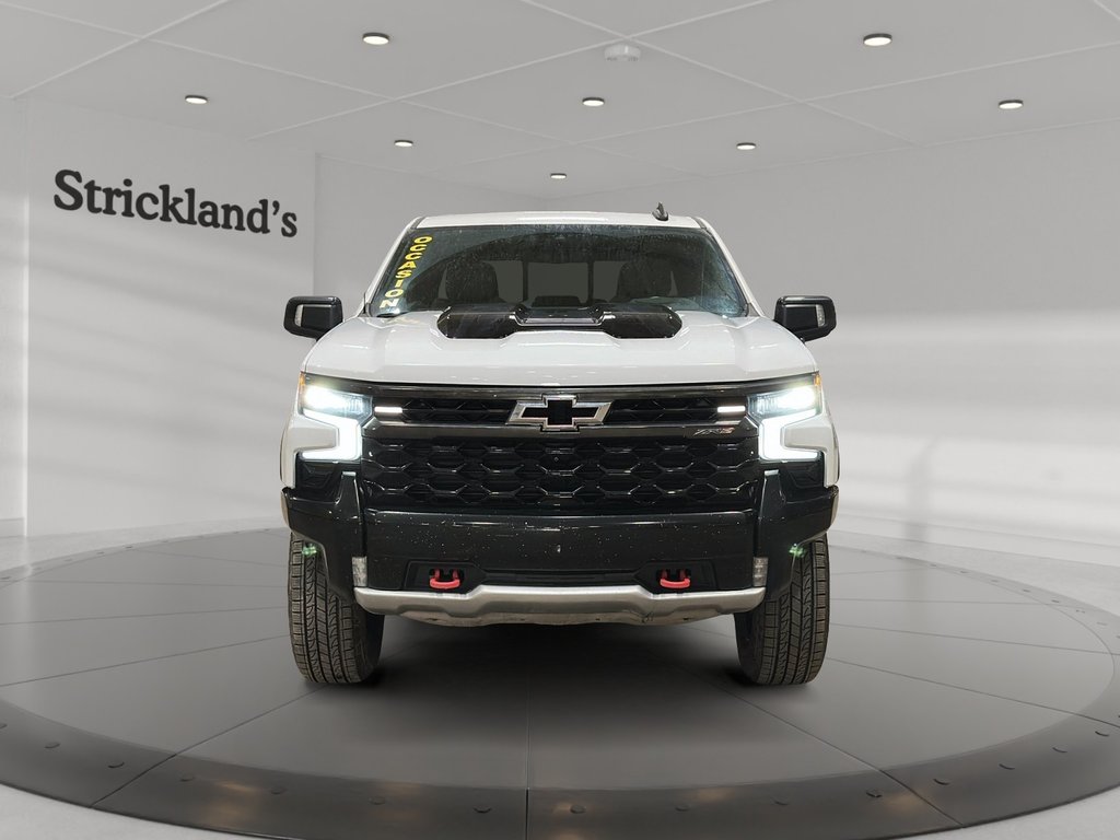 2022 Chevrolet Silverado 1500 Crew Cab 4x4 ZR2 / Short Box in Brantford, Ontario - 2 - w1024h768px