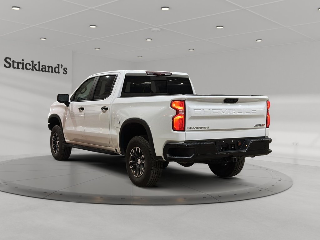 2022 Chevrolet Silverado 1500 Crew Cab 4x4 ZR2 / Short Box in Brantford, Ontario - 4 - w1024h768px