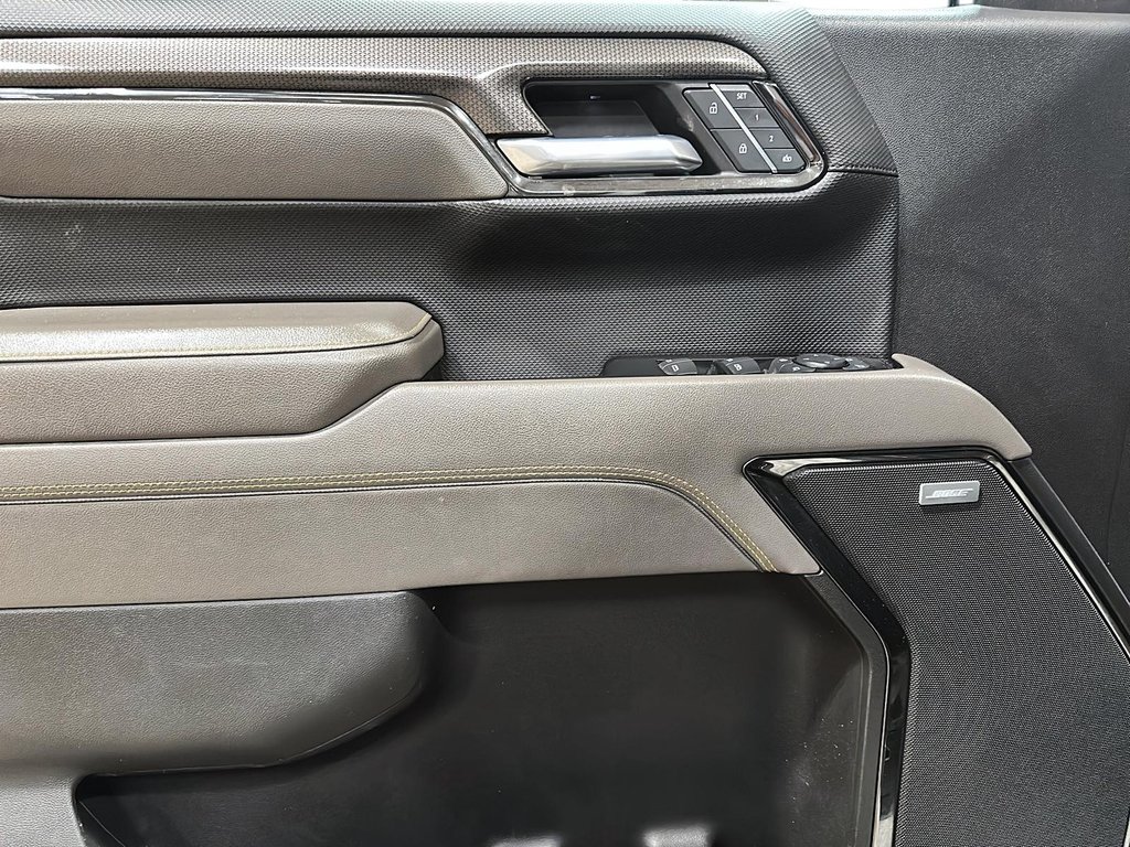 2022 Chevrolet Silverado 1500 Crew Cab 4x4 ZR2 / Short Box in Brantford, Ontario - 10 - w1024h768px