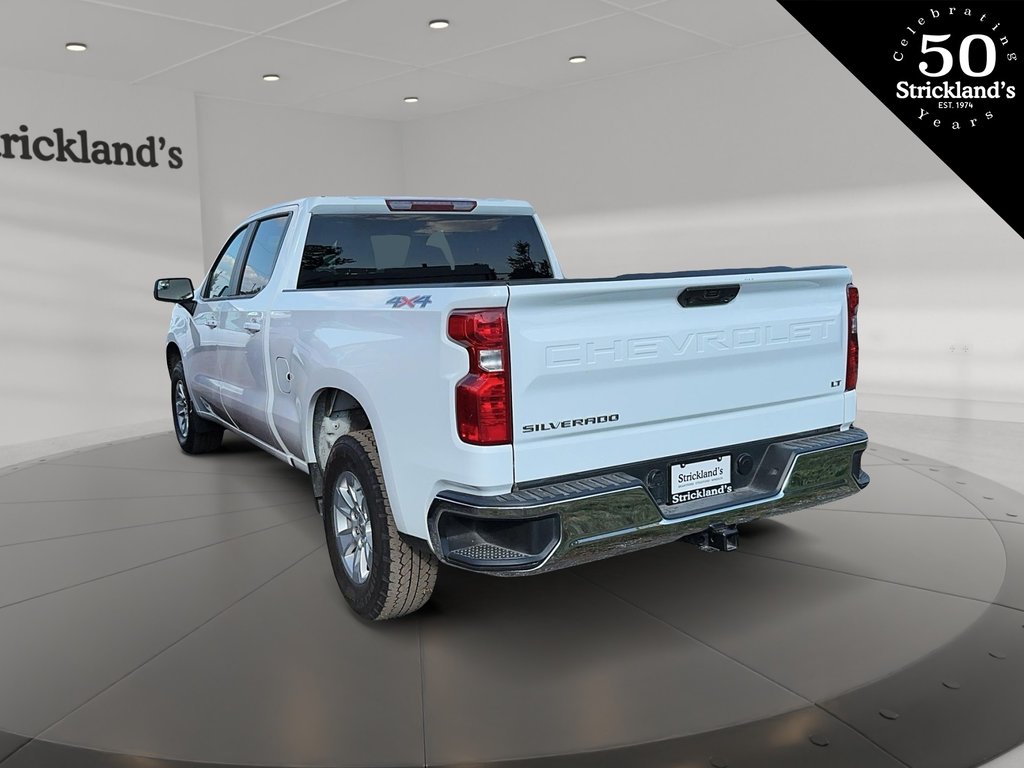 2023  Silverado 1500 Crew Cab 4x4 LT / Standard Box in Brantford, Ontario - 4 - w1024h768px