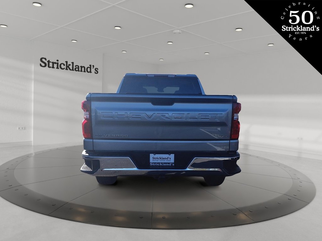 2023  Silverado 1500 Crew Cab 4x4 LT / Short Box in Brantford, Ontario - 3 - w1024h768px