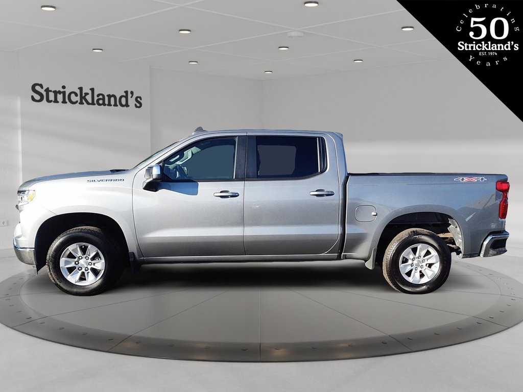 2023  Silverado 1500 Crew Cab 4x4 LT / Short Box in Brantford, Ontario - 5 - w1024h768px