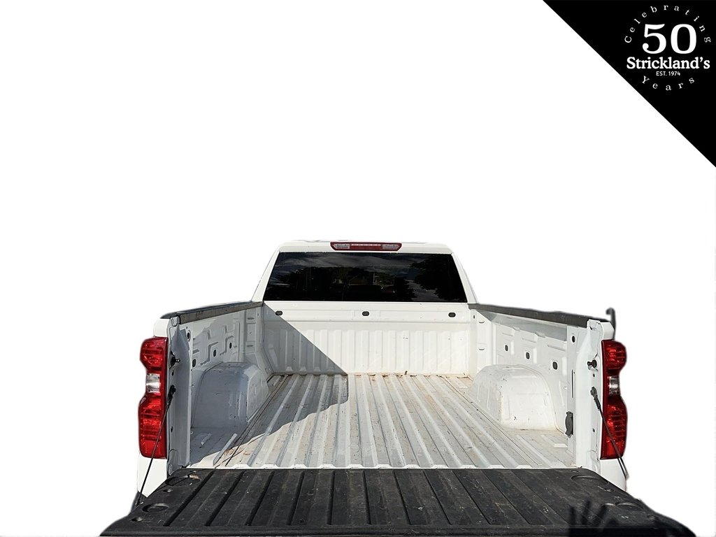 2023  Silverado 1500 Crew Cab 4x4 Custom / Standard Box in Brantford, Ontario - 13 - w1024h768px