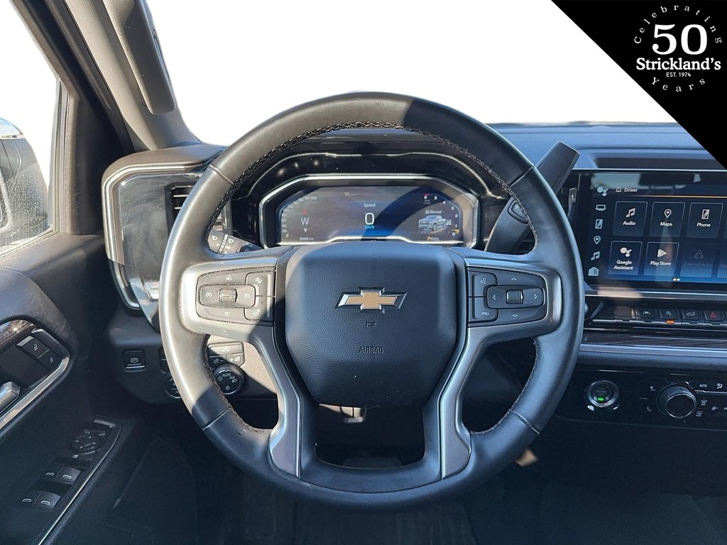 2023  Silverado 1500 Crew Cab 4x4 Custom / Standard Box in Brantford, Ontario - 9 - w1024h768px