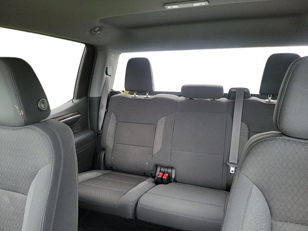 2023 Chevrolet Silverado 1500 Crew Cab 4x4 LT / Short Box in Brantford, Ontario - 20 - w1024h768px