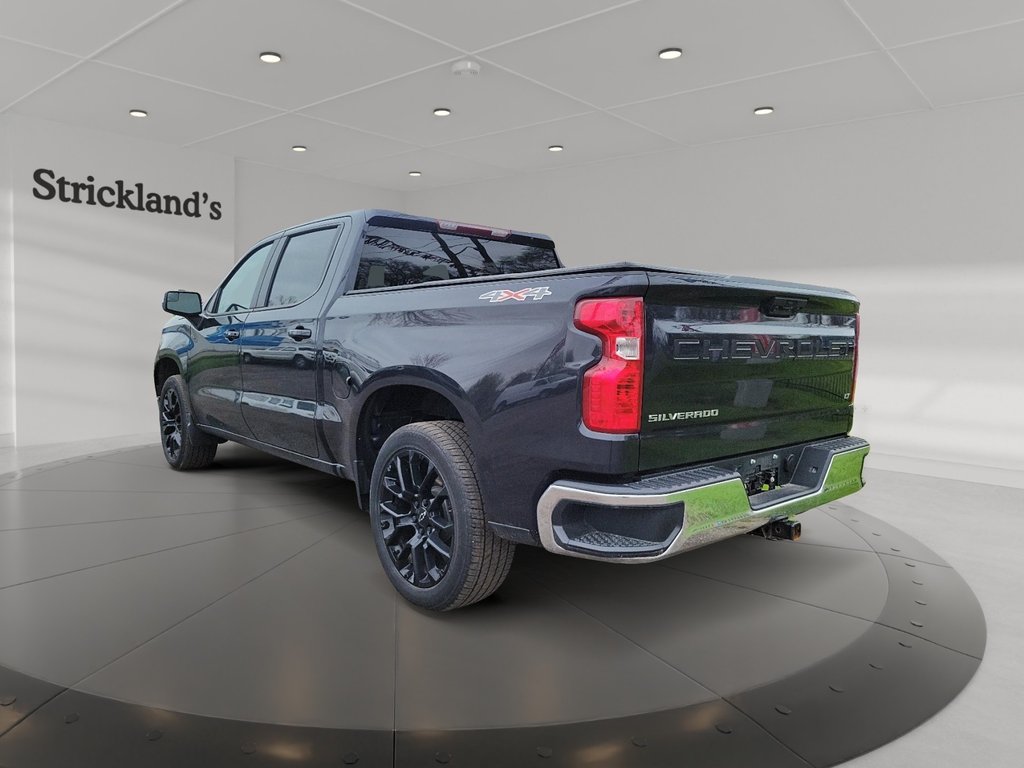2023 Chevrolet Silverado 1500 Crew Cab 4x4 LT / Short Box in Brantford, Ontario - 4 - w1024h768px