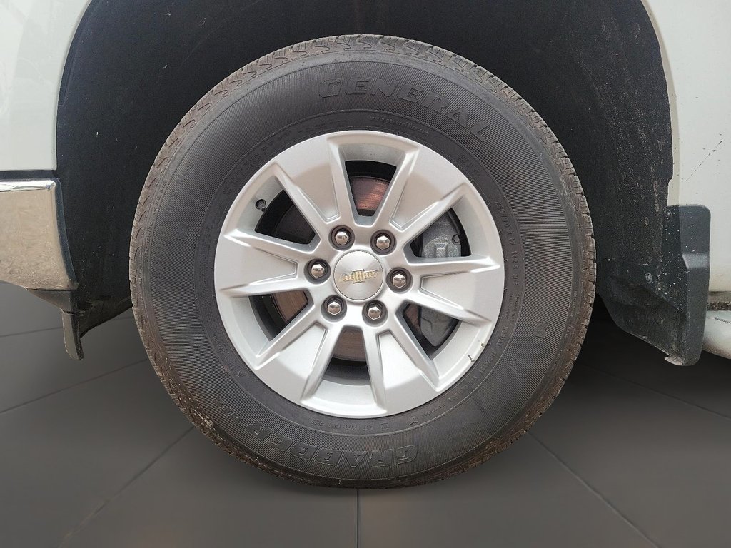 2023 Chevrolet Silverado 1500 Regular Cab 4x2 WT / Long Box in Brantford, Ontario - 7 - w1024h768px