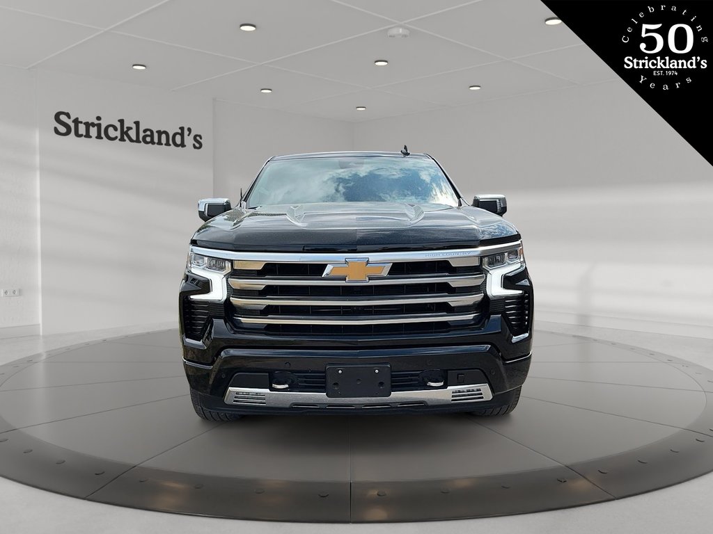 2024  Silverado 1500 Crew Cab Short Box 4-Wheel Drive High Country in Stratford, Ontario - 2 - w1024h768px