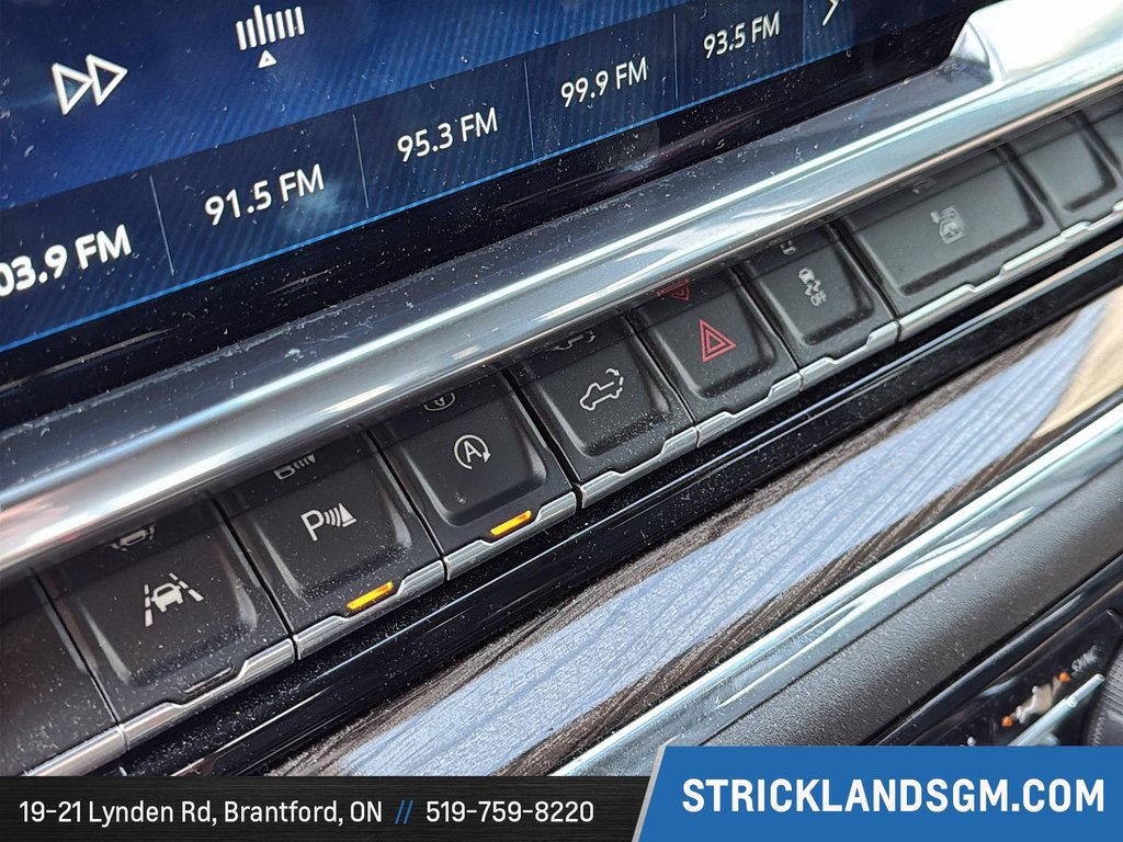 2024 Chevrolet Silverado 1500 Crew Cab Short Box 4-Wheel Drive RST in Stratford, Ontario - 21 - w1024h768px