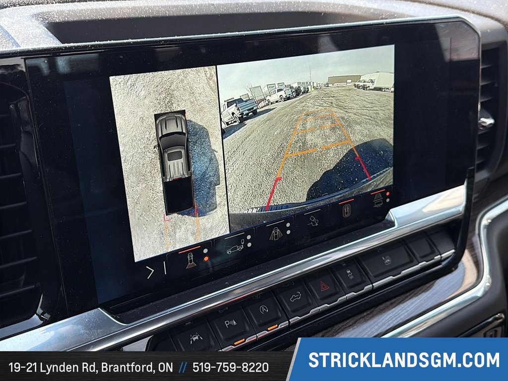 2024 Chevrolet Silverado 1500 Crew Cab Short Box 4-Wheel Drive RST in Brantford, Ontario - 30 - w1024h768px
