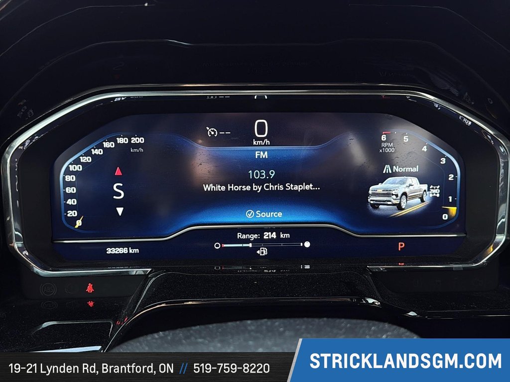 2024 Chevrolet Silverado 1500 Crew Cab Short Box 4-Wheel Drive RST in Brantford, Ontario - 16 - w1024h768px