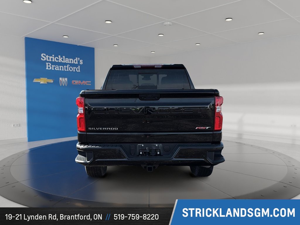 2024 Chevrolet Silverado 1500 Crew Cab Short Box 4-Wheel Drive RST in Brantford, Ontario - 3 - w1024h768px