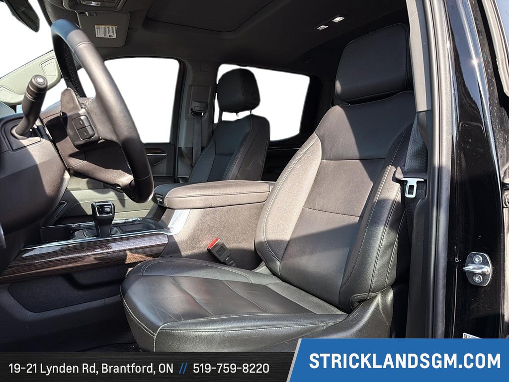 2024 Chevrolet Silverado 1500 Crew Cab Short Box 4-Wheel Drive RST in Brantford, Ontario - 9 - w1024h768px