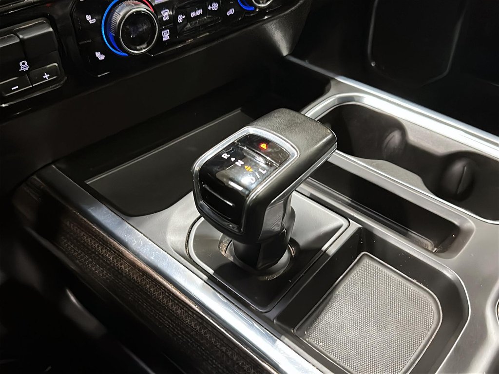 2024 Chevrolet Silverado 1500 Crew Cab Standard Box 4-Wheel Drive RST in Brantford, Ontario - 14 - w1024h768px