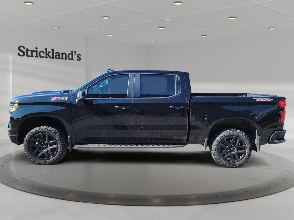 2024 Chevrolet Silverado 1500 Crew Cab Short Box 4-Wheel Drive LT Trail Boss in Brantford, Ontario - 5 - w1024h768px
