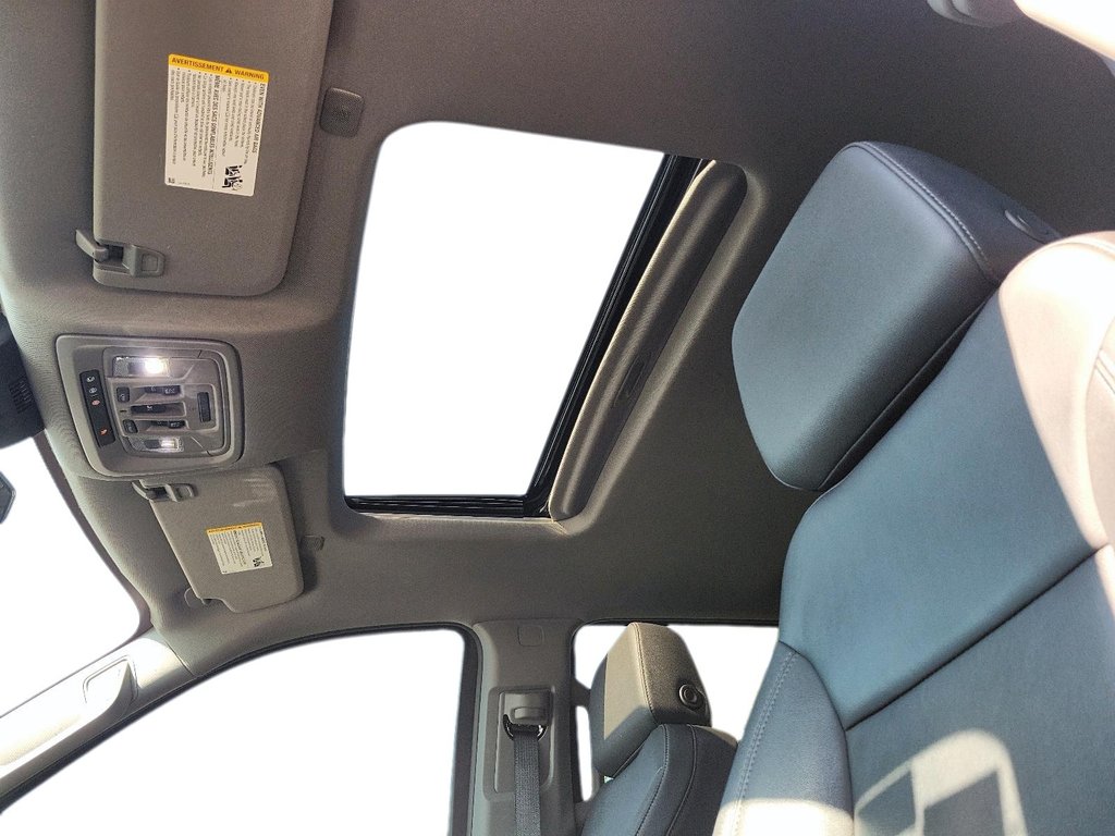 2024 Chevrolet Silverado 1500 Crew Cab Short Box 4-Wheel Drive LT Trail Boss in Brantford, Ontario - 17 - w1024h768px