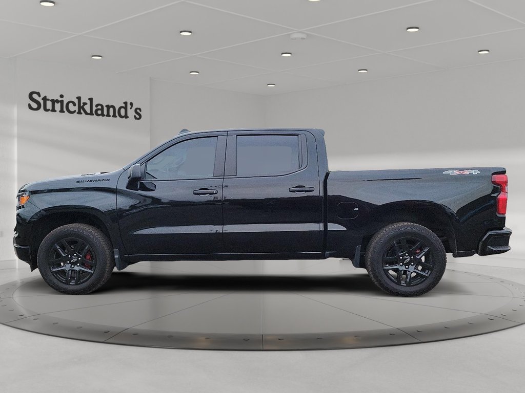 2025 Chevrolet Silverado 1500 Crew Cab Standard Box 4-Wheel Drive Custom in Brantford, Ontario - 5 - w1024h768px