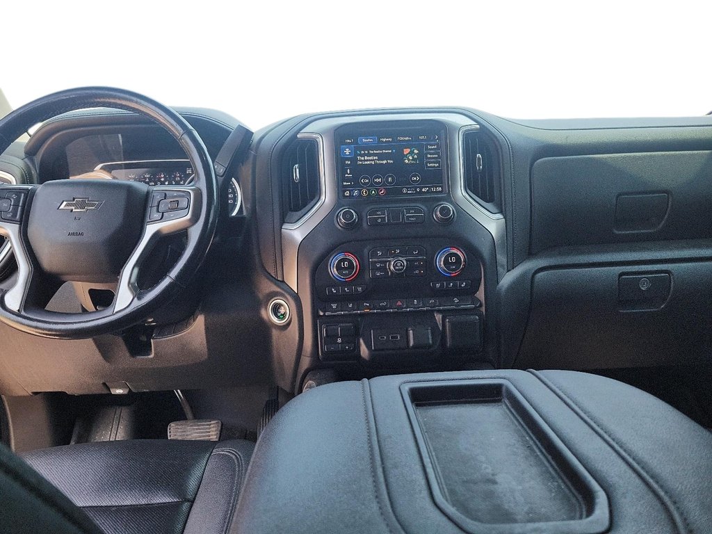 2021 Chevrolet Silverado 2500 Crew 4x4 LTZ Standard Box in Brantford, Ontario - 9 - w1024h768px