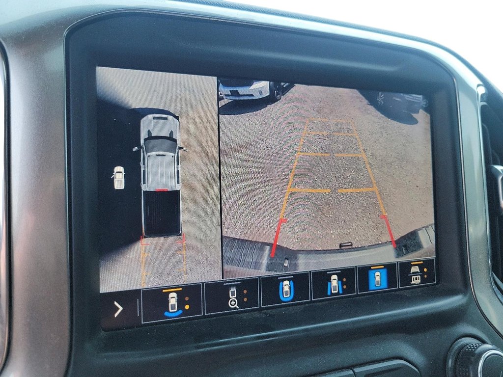 2021 Chevrolet Silverado 2500 Crew 4x4 LTZ Standard Box in Brantford, Ontario - 16 - w1024h768px