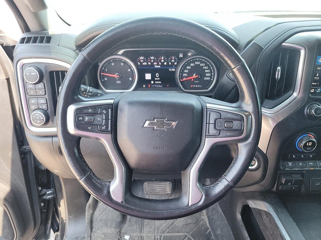 2021 Chevrolet Silverado 2500 Crew 4x4 LTZ Standard Box in Brantford, Ontario - 11 - w1024h768px