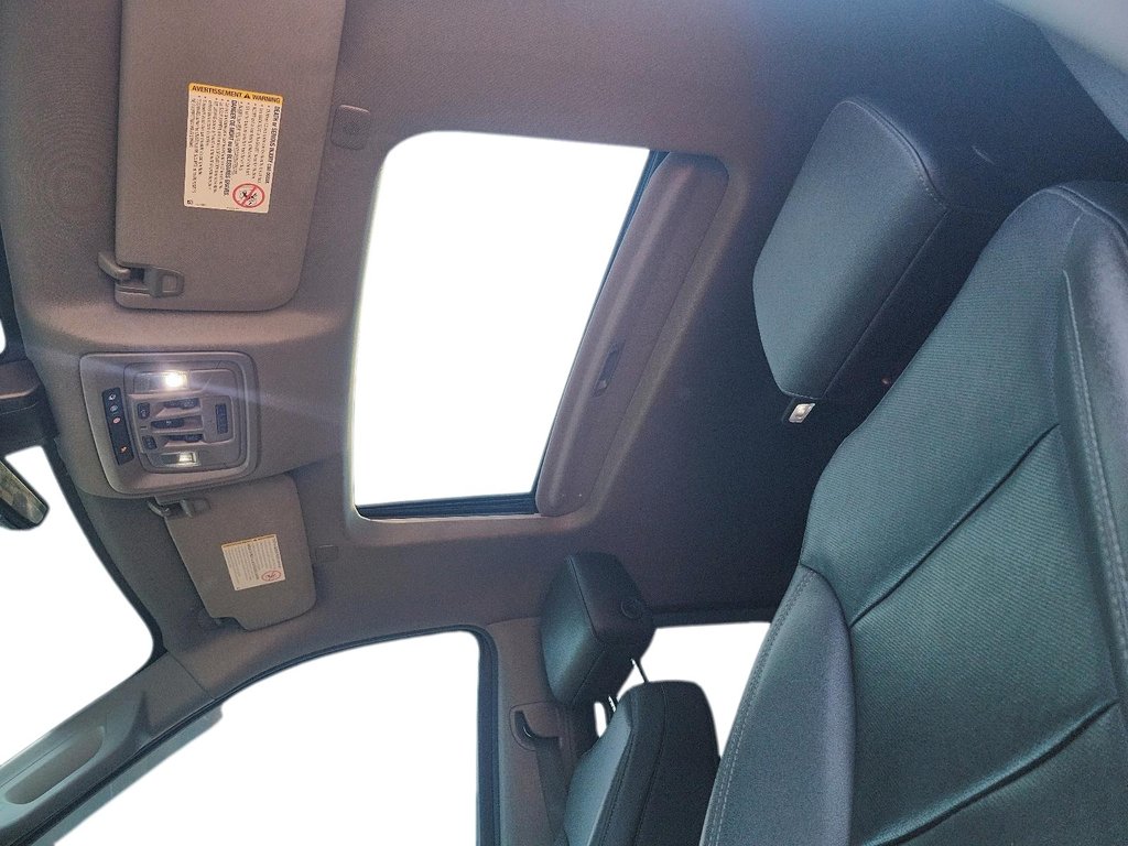 2021 Chevrolet Silverado 2500 Crew 4x4 LTZ Standard Box in Brantford, Ontario - 15 - w1024h768px