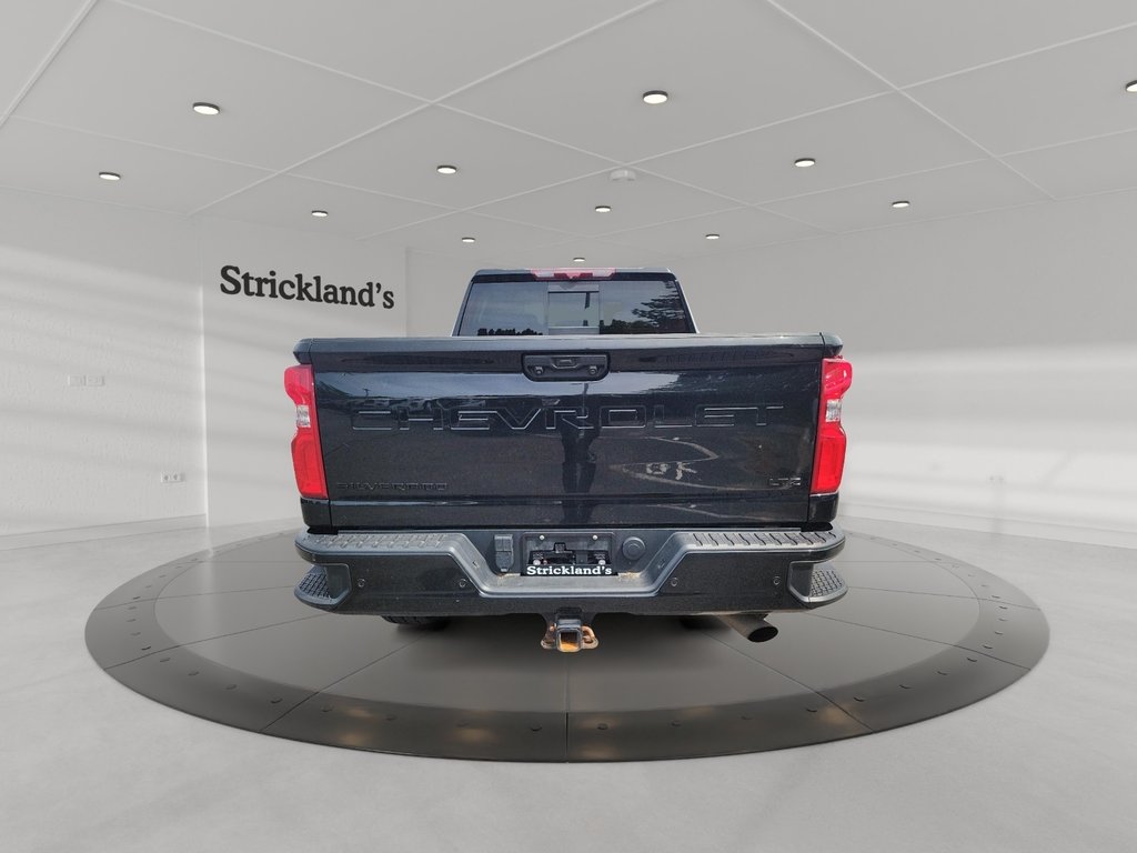 2024 Chevrolet Silverado 2500HD 4WD Crew Cab Standard Box LTZ in Brantford, Ontario - 3 - w1024h768px