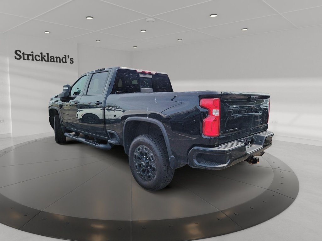 2024 Chevrolet Silverado 2500HD 4WD Crew Cab Standard Box LTZ in Brantford, Ontario - 4 - w1024h768px