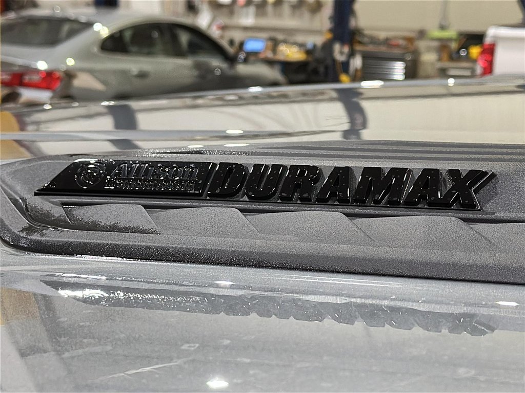 2025 Chevrolet Silverado 2500HD 4WD Crew Cab Standard Box LT in Brantford, Ontario - 6 - w1024h768px