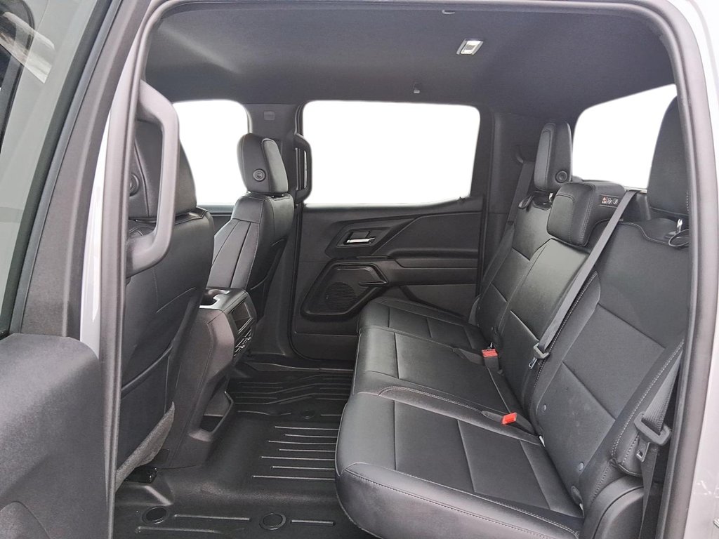 2025 Chevrolet Silverado EV e4WD Crew Cab Standard Range Work Truck in Brantford, Ontario - 8 - w1024h768px