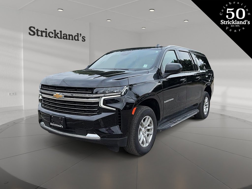 2023 Chevrolet Suburban 4x4 LT in Stratford, Ontario - 1 - w1024h768px