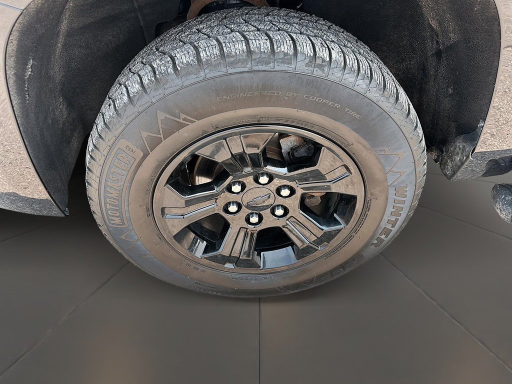 2019 Chevrolet Tahoe 4x4 LT in Brantford, Ontario - 7 - w1024h768px