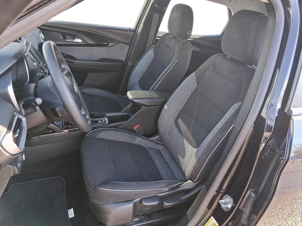 2022 Chevrolet Trailblazer AWD LS in Brantford, Ontario - 8 - w1024h768px