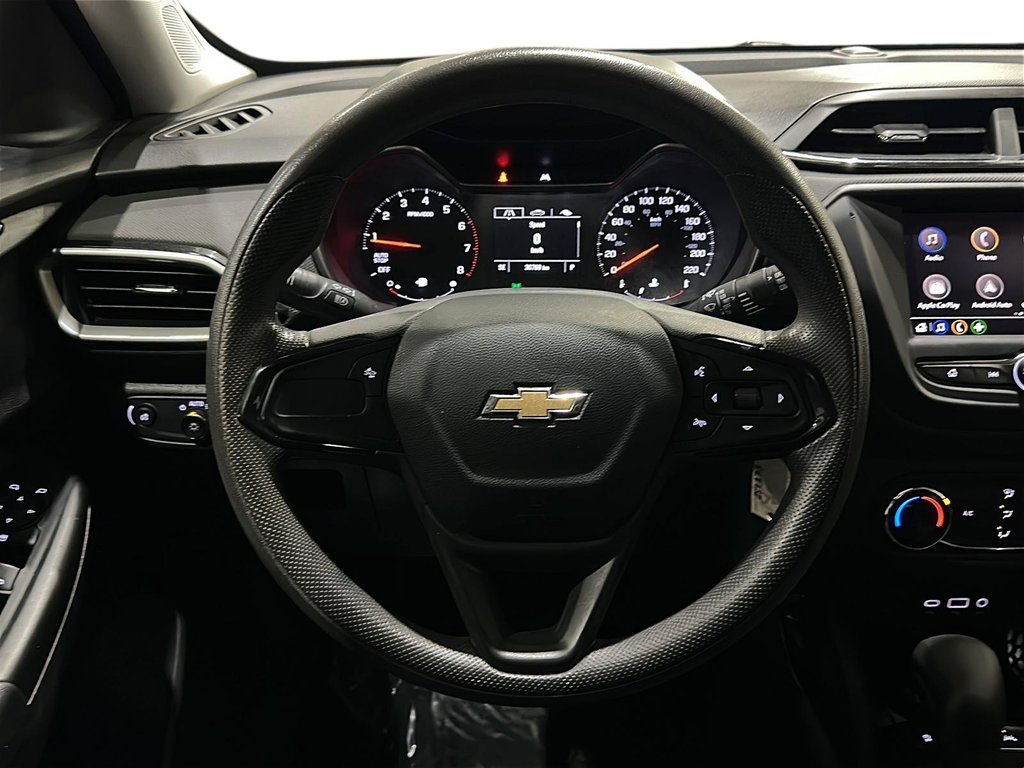 2023 Chevrolet Trailblazer FWD LS in Brantford, Ontario - 11 - w1024h768px