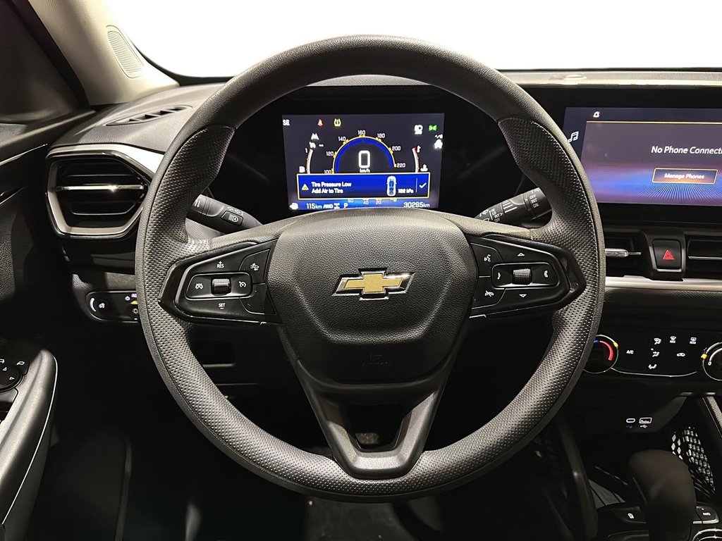 2024 Chevrolet Trailblazer AWD 4dr LS in Brantford, Ontario - 11 - w1024h768px