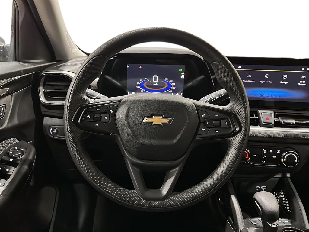 2024 Chevrolet Trailblazer AWD 4dr LS in Brantford, Ontario - 11 - w1024h768px