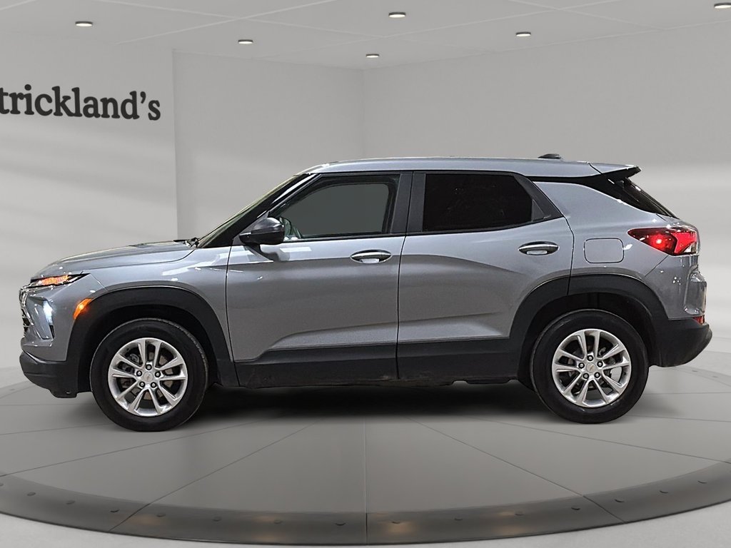 2024 Chevrolet Trailblazer AWD 4dr LS in Brantford, Ontario - 5 - w1024h768px