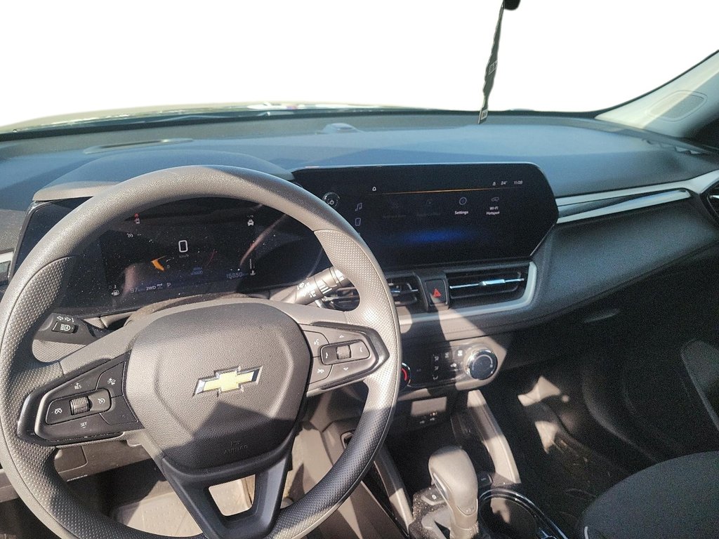 2026 Chevrolet Trailblazer AWD 4dr LS in Brantford, Ontario - 13 - w1024h768px