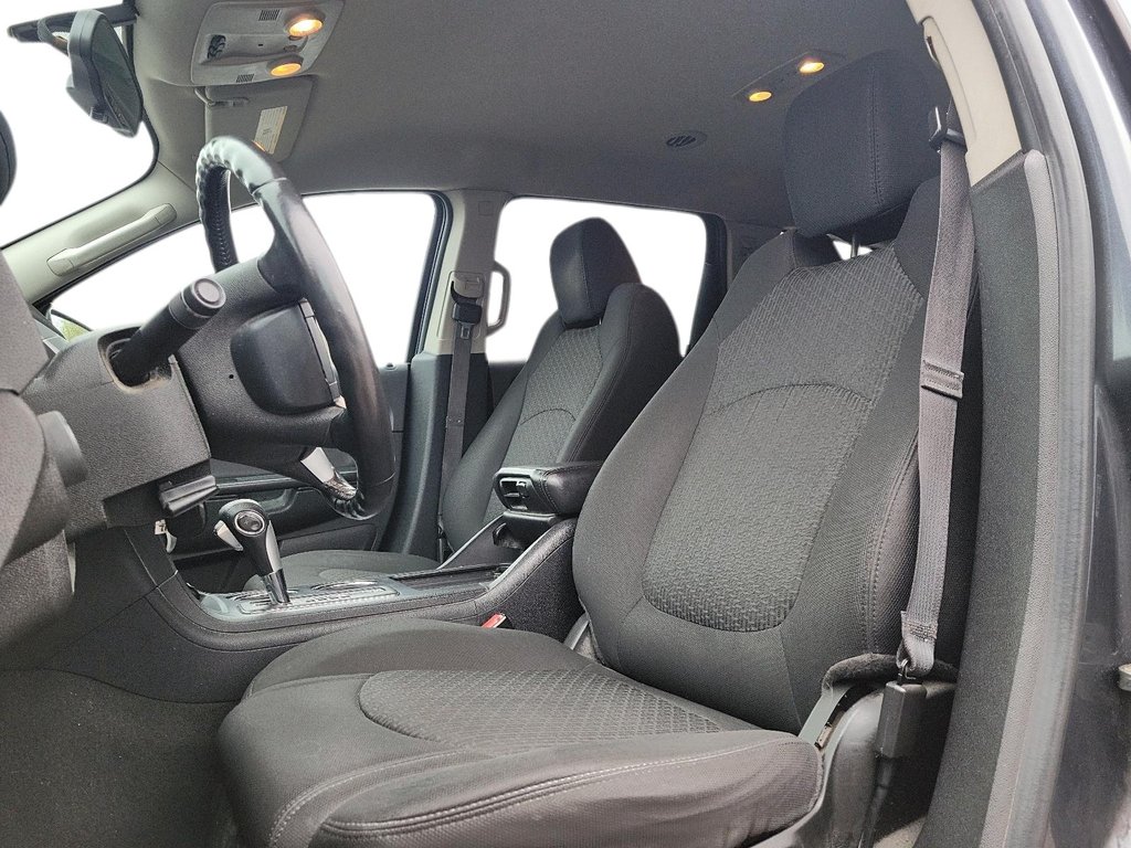 2012 Chevrolet Traverse 2LT FWD 1SC in Brantford, Ontario - 6 - w1024h768px
