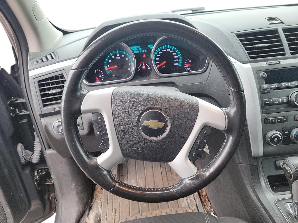 2012 Chevrolet Traverse 2LT FWD 1SC in Brantford, Ontario - 9 - w1024h768px